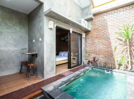 The Backyard Villas, hotel in Tabanan