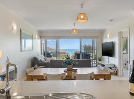Seaview Getaway - 2 2 Solway Cres EncounterBay - BYO Linen, hotel en Encounter Bay