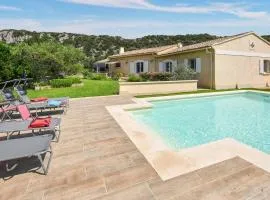 Beautiful Home In Rochefort-du-gard With Wifi, Private Swimming Pool And 3 Bedrooms