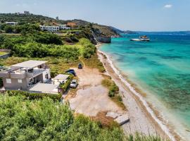 Grekodes Kera, seafront villa、カリヴェスのホテル