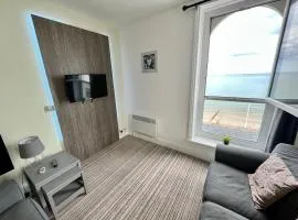 7 Beach View Beaconsfield House