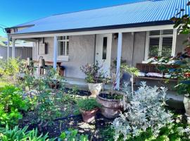 Penzance Cottage, holiday rental in Adelaide