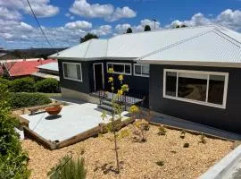 Heart of Katoomba Semi 2 bedroom Home