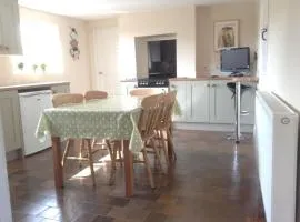 Lynn Cottage, Newport