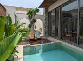 Cape House, hotel con jacuzzi en Amritsar