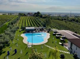 Le Mistral, farm stay in Sommacampagna