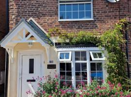 Cosy Cottage 1 - Central Bawtry - 2 Bedroom - High End Furnishings، فندق في بوتري