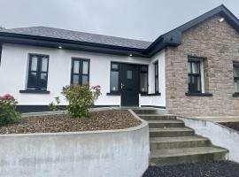 Cottage 442 - Oughterard, villa in Oughterard