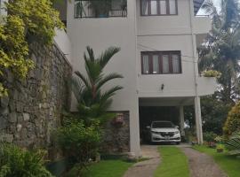Shalom, hotel near Kandy Royal Botanic Gardens, Peradeniya
