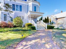 Main Street Upper: Vineyard Haven'da bir evcil hayvan dostu otel