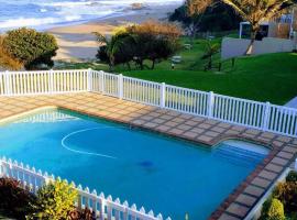 Step On the BEACH, hotel in Hibberdene