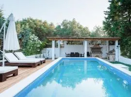Callisto Private Pool Villa, Pefkohori