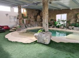 Finca La Caprichosa de Dancos: Lillo'da bir havuzlu otel