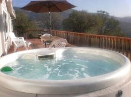 Mariposa Ridge Retreat, хотел в Марипоса