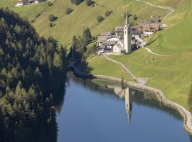 Messnerhof, Durnholz, hotel en Valdurna