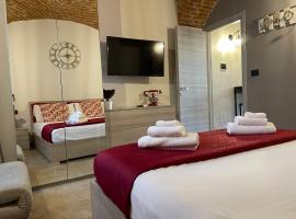 HappyHome Bilocale centro storico Rivarolo Canavese, hotell med parkeringsplass i Rivarolo Canavese