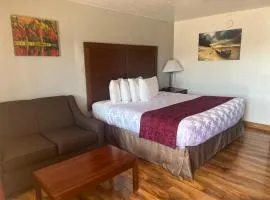 Red Carpet Inn Medford