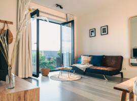 BNBNRD Luxurious Boutique Apartment Amsterdam - City View - Own entrance, apartment in Amsterdam