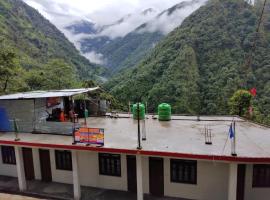 Aditya guest House and restaurant – pensjonat 