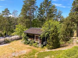 Cozy Home In Figeholm With Kitchen, holiday home in Figeholm