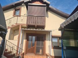 Casa Raul 2 Mai, hotel i 2 Mai