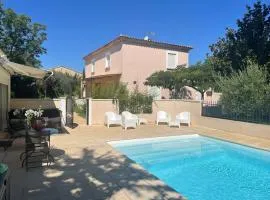 Villa avec piscine privée à Avignon
