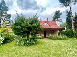 Fantastyczny domek 5-min od jeziora Łukcze, vacation rental in Rogoźno