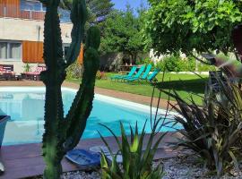 Casa playa La Solana en Nigran, pet-friendly hotel in Nigrán