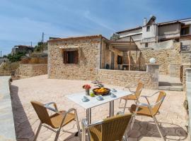 Stone house with Amazing View, hotel with parking in Kótronas