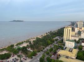 Căn hộ Mường Thanh Cửa Lò 2108, strandhotell i Dong Quan