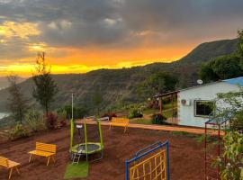 Heavens Edge Resort, complexe hôtelier à Mahabaleshwar