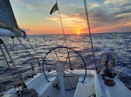 barca a vela, barco em Portoferraio