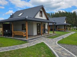 Domki Pod Sosnami Stare Kiejkuty, hotel in Stare Kiejkuty