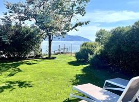 Accès mer, appartement 2-4 pers sur plage, hotel with parking in Casaglione