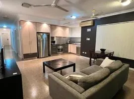 Katara On Cavenagh - 2 Bed 2 Bath Central CBD