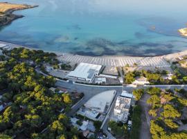 The Garden, hotel em Pulsano