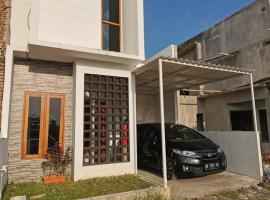 Ambarukmo Green Hill / MA 8, hotel di Yogyakarta