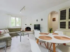 Zeusplace Seaside Home private beach and parking