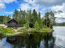 Holiday cottage with sauna close to Kjerag, hotel din Tjørhom