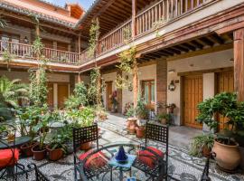 Abadía Hotel, хотел в Гранада