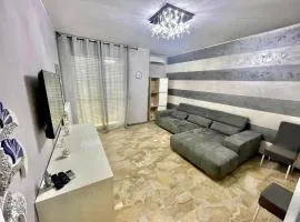 THE APARTMENT - HOME
