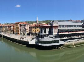 Old Town & River (Casco Viejo Bilbao) E-BI 1138, hotel con jacuzzi en Bilbao