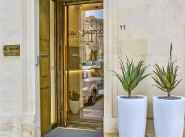Santacroce Luxury Rooms, hotel a Lecce