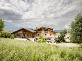 Pension Haus Tirol, hotel v destinaci Laion