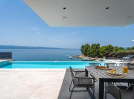 Villa Magma, hotel v Omiši