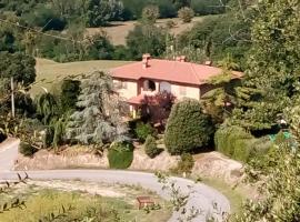 Il Colombaiolo, farm stay in Castelmuzio