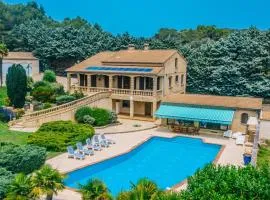 Superbe Villa avec Piscine et vue sur le Village