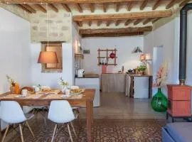 Leontine Home in Mondaino by Yohome