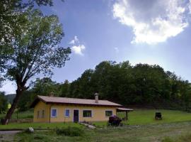 Agriturismo Borgo Serafino, hôtel avec parking à Mangone