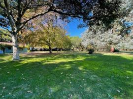 Cozy Country House in Colonia - Uruguay, rumah desa di Real de San Carlos